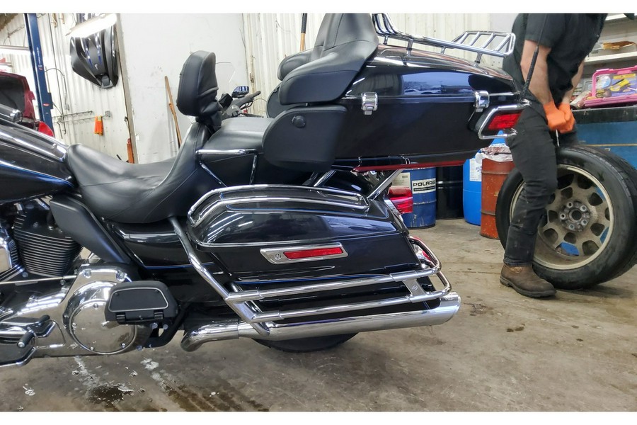 2014 Harley-Davidson® ELECTRA GLIDE ULTRA CLASSIC