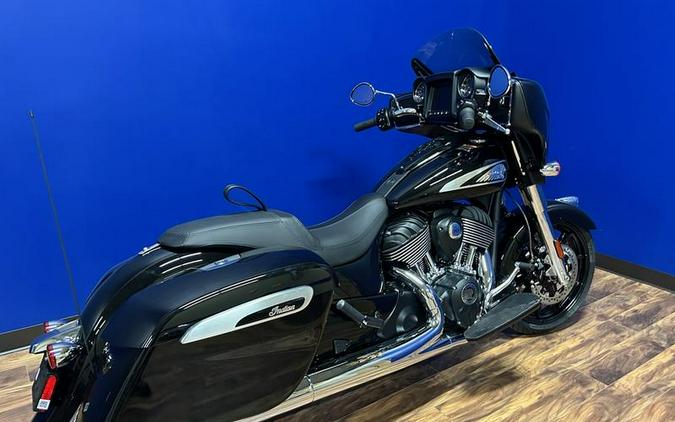 2024 Indian Motorcycle® Chieftain® Black Metallic