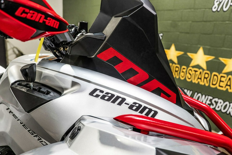 2026 Can-Am Renegade X Mr 1000 R Hyper Silver & Legion Red