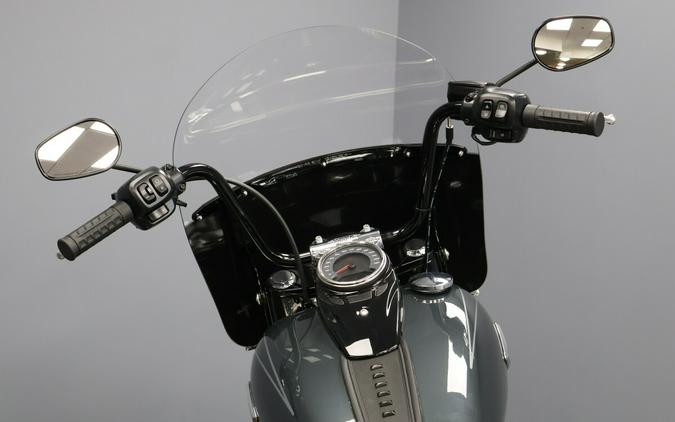 2025 Harley-Davidson® Heritage Classic FLHC