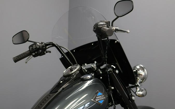 2025 Harley-Davidson® Heritage Classic FLHC