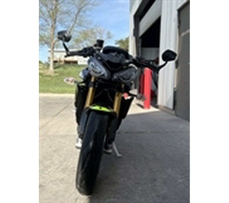 2024 TRIUMPH STREET TRIPLE MOTO2 EDITION