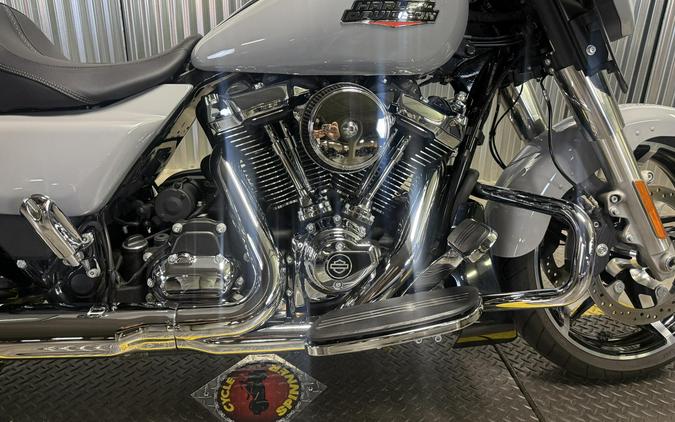 2025 Harley-Davidson Street Glide Billiard Gray