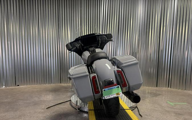 2025 Harley-Davidson Street Glide Billiard Gray