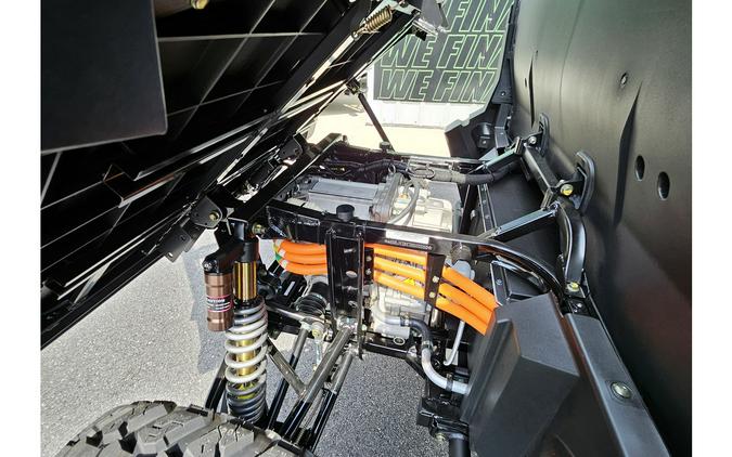 2026 STRYKER 15KW EV CREW (STREET LEGAL) - Hisun