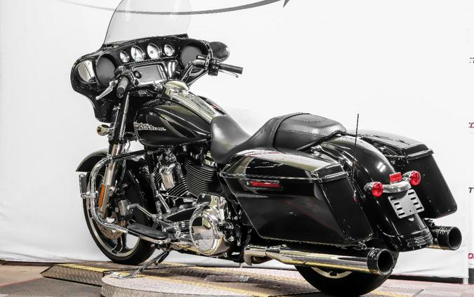 2017 Harley-Davidson Street Glide Special - $16,499.00