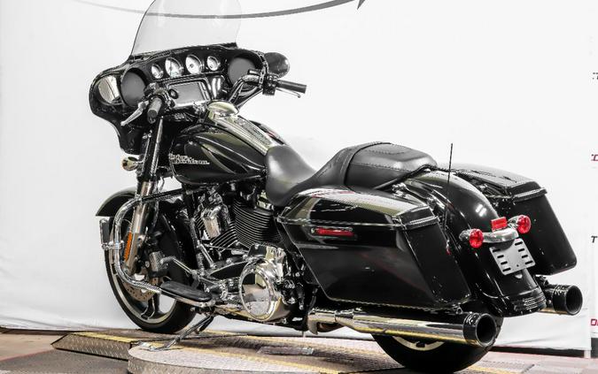 2017 Harley-Davidson Street Glide Special - $14,499.00