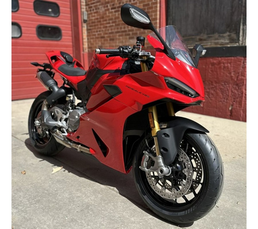 2025 Ducati Panigale V2 S