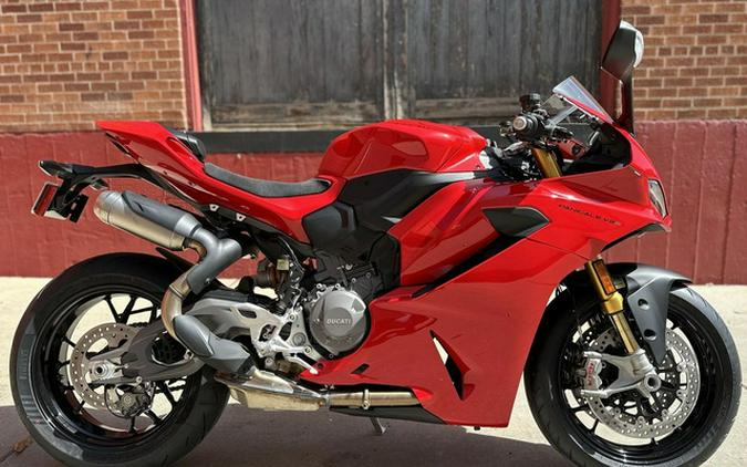 2025 Ducati Panigale V2 S
