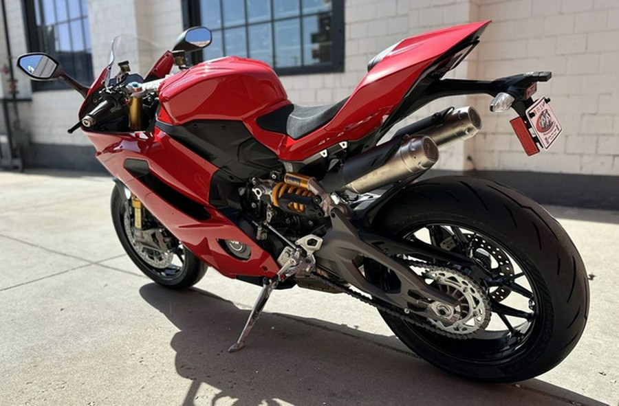 2025 Ducati Panigale V2 S