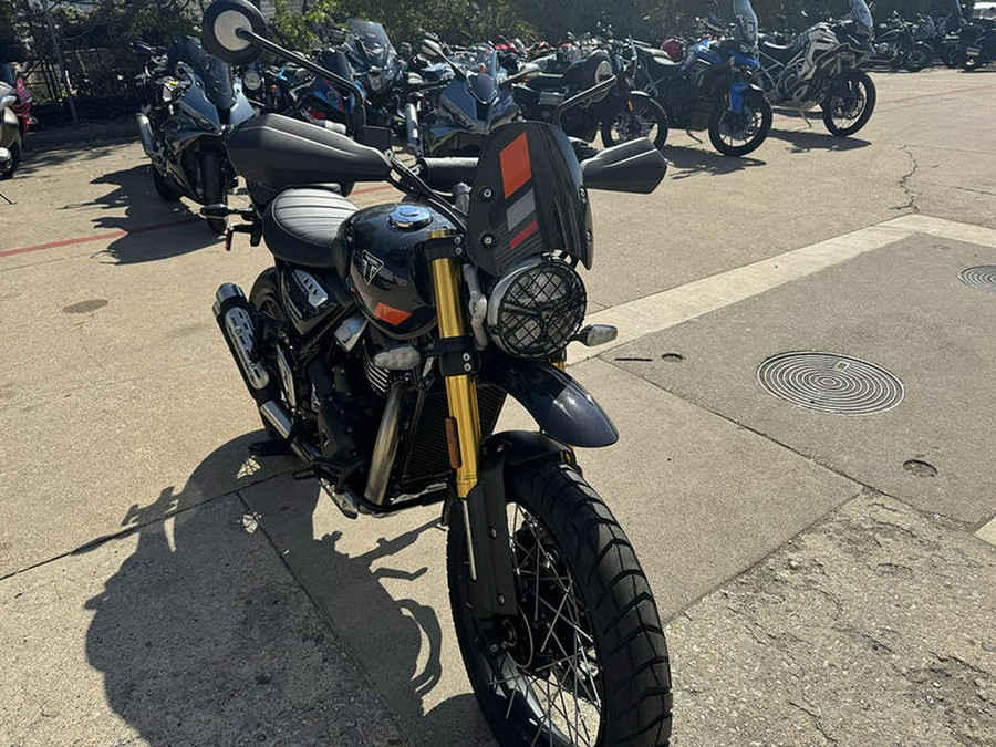 2026 Triumph Scrambler 400 XC Storm Grey