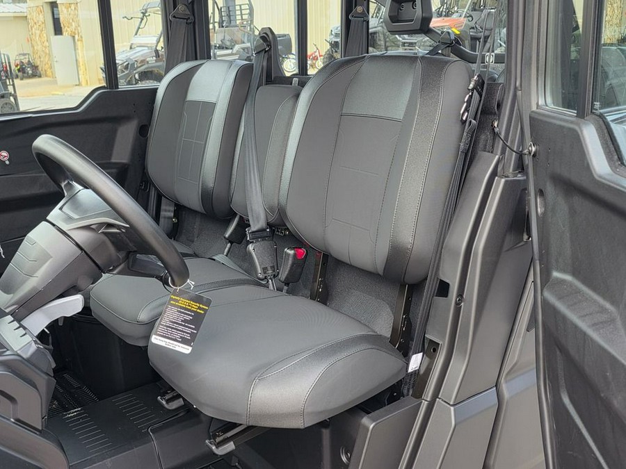 2026 Can-Am Defender MAX XT CAB HD11