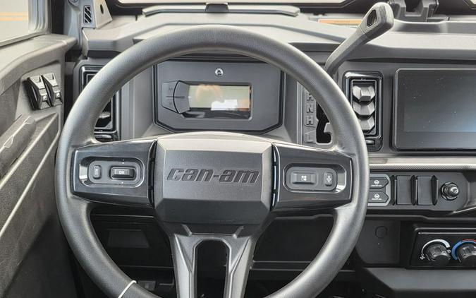 2026 Can-Am Defender MAX XT CAB HD11