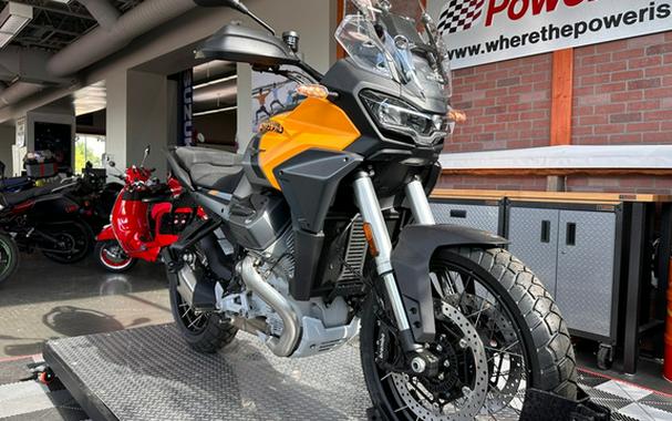 2025 Moto Guzzi Stelvio