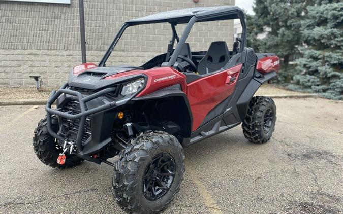 2026 Can-Am Commander XT 700