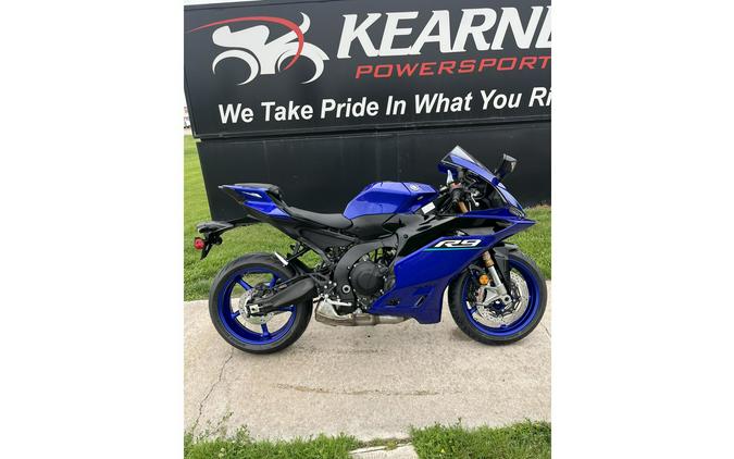 2026 YZF R9 - Yamaha