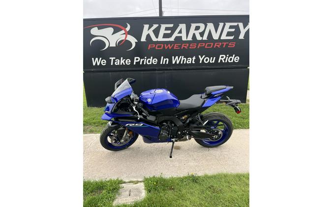 2026 YZF R9 - Yamaha