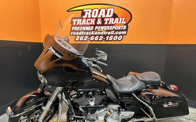 2022 Harley-Davidson Street Glide FLHX