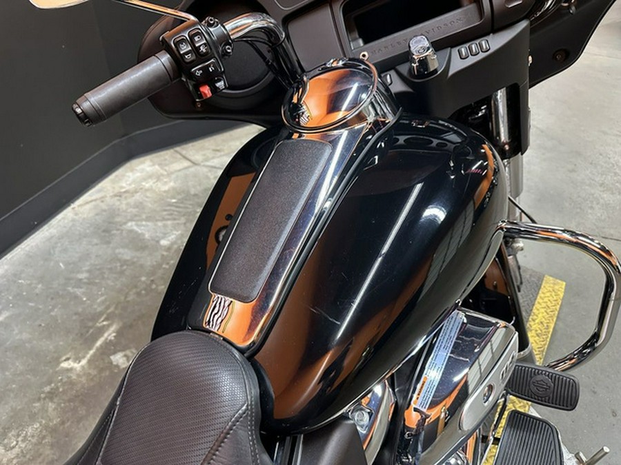 2022 Harley-Davidson Street Glide FLHX