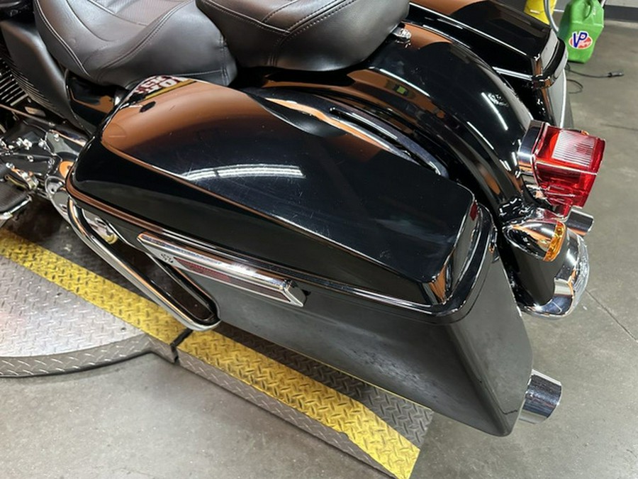 2022 Harley-Davidson Street Glide FLHX