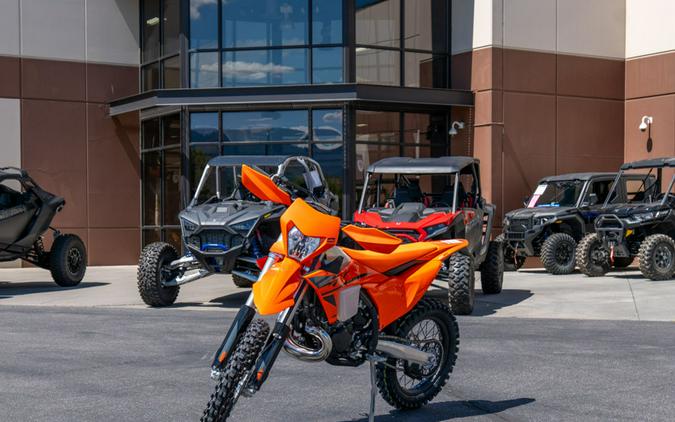 2025 KTM XC 300 W