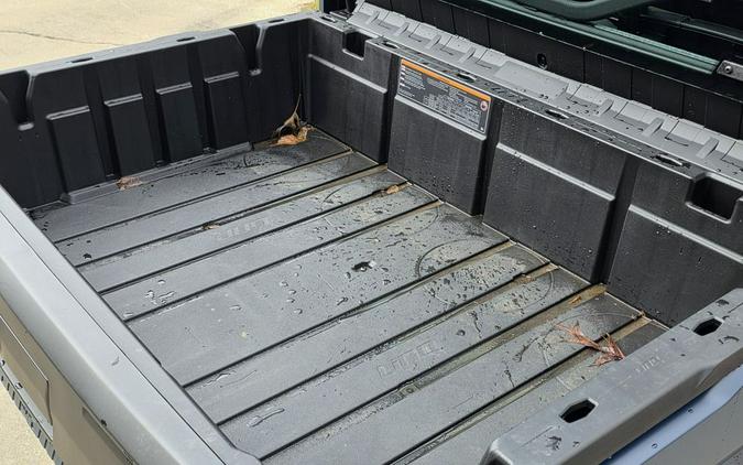 2026 Can-Am Defender MAX XT CAB HD11