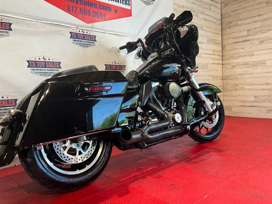 2013 Harley-Davidson Street Glide Base