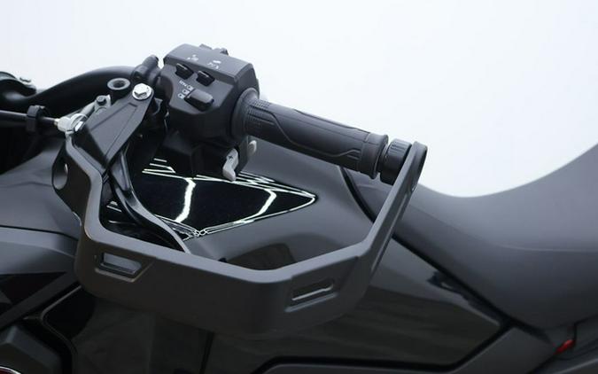 2025 Honda Africa Twin DCT