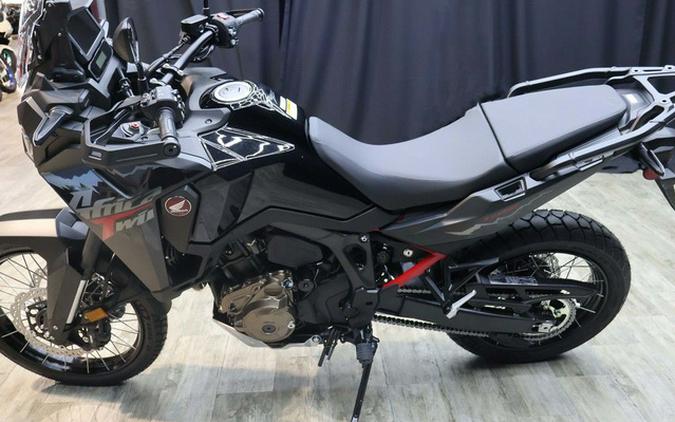 2025 Honda Africa Twin DCT