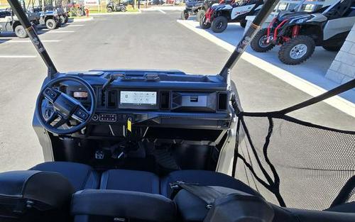 2026 Can-Am® Defender MAX XT HD11 With 10.25 in.display