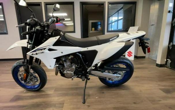 2025 Suzuki DR-Z4SM