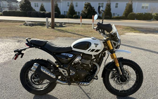 2026 Triumph Scrambler 400 XC