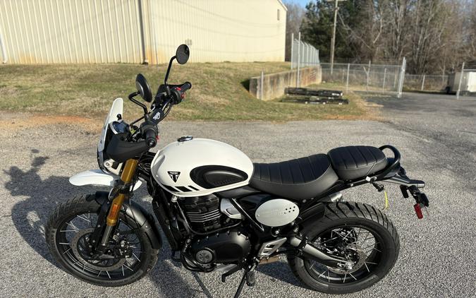 2026 Triumph Scrambler 400 XC