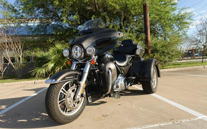 2020 Harley-Davidson Tri Glide Ultra FLHTCUTG