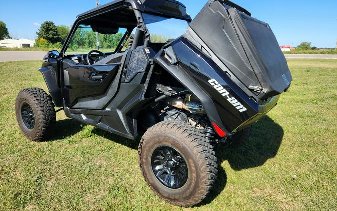 2026 SSV COM XT 64 1000R BK 26 - Can-Am