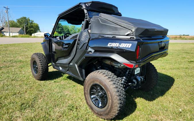 2026 SSV COM XT 64 1000R BK 26 - Can-Am