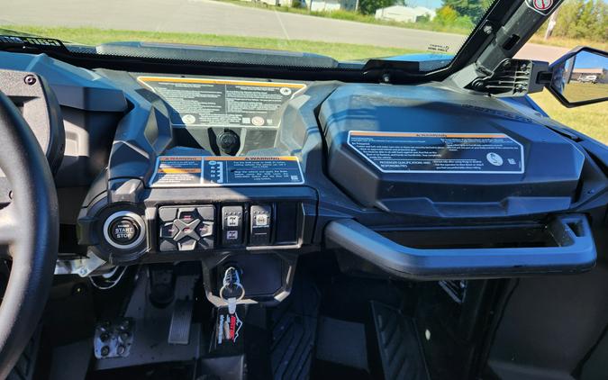 2026 SSV COM XT 64 1000R BK 26 - Can-Am