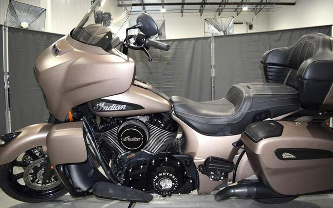 2021 Indian Motorcycle® Roadmaster® Dark Horse® Bronze Smoke