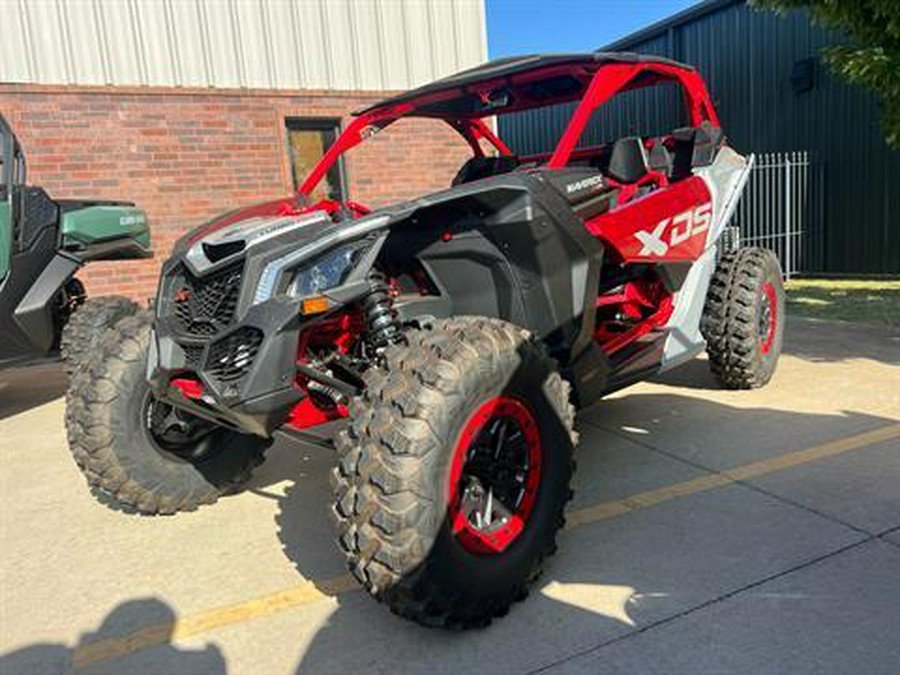 2025 Can-Am Maverick X3 X DS Turbo RR