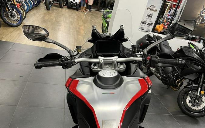 2025 Ducati Multistrada V4 Rally Brushed Aluminium & Matt Blac V4 Rally