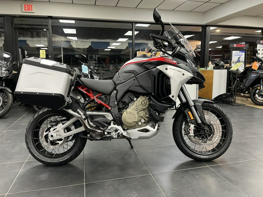 2025 Ducati Multistrada V4 Rally Brushed Aluminium & Matt Blac V4 Rally