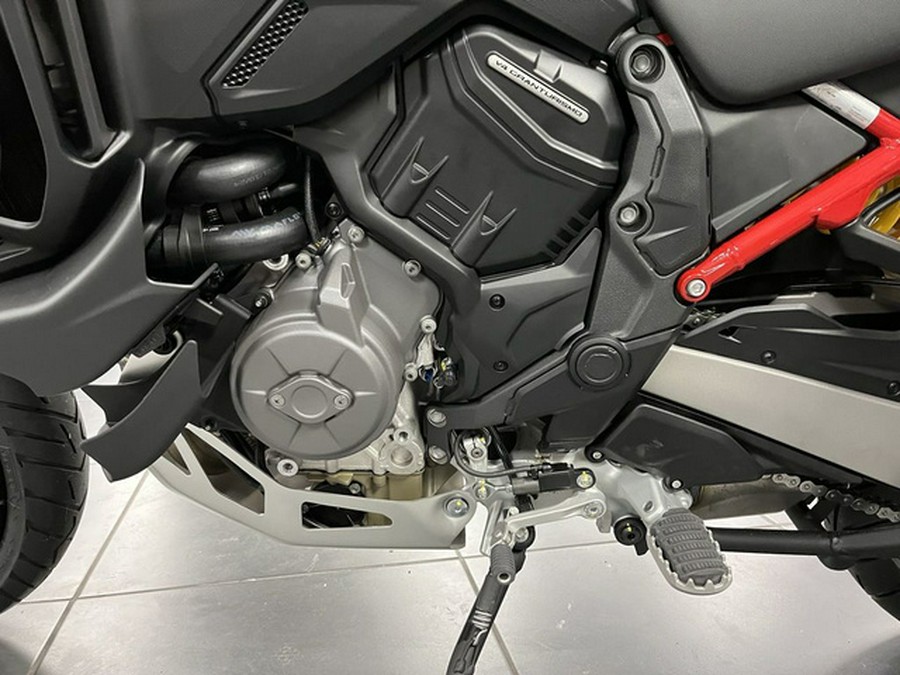 2025 Ducati Multistrada V4 Rally Brushed Aluminium & Matt Blac V4 Rally