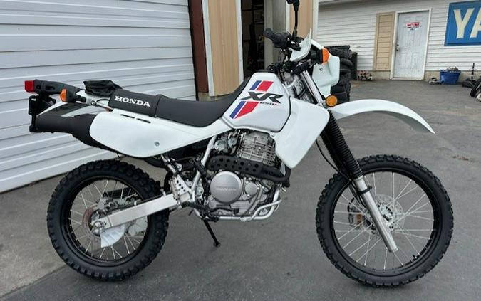 2025 XR650L - Honda