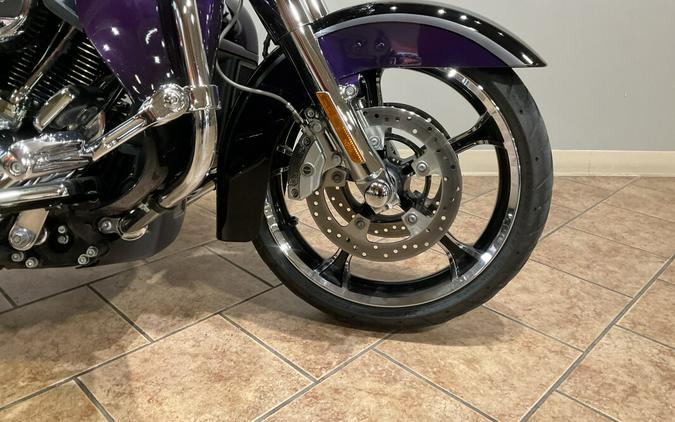 2021 Harley-Davidson® CVO™ FLHTKSE Limited Royal Purple & Royal Black Fade