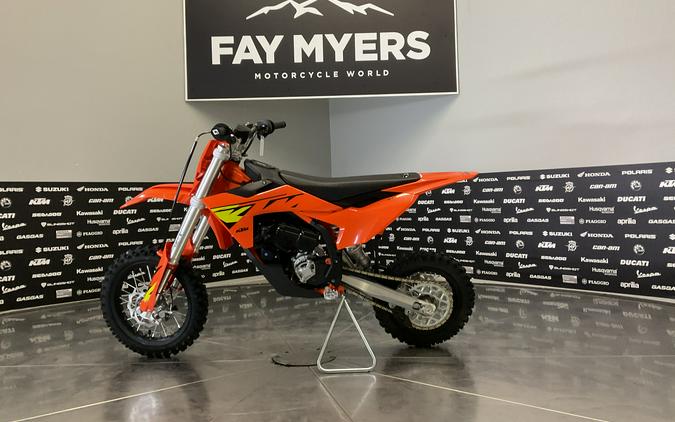 2027 KTM SX-E 5 - 42662M