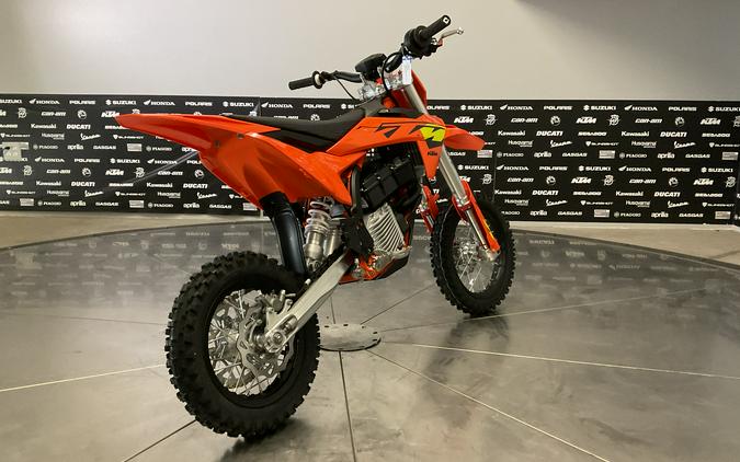2027 KTM SX-E 5 - 42662M