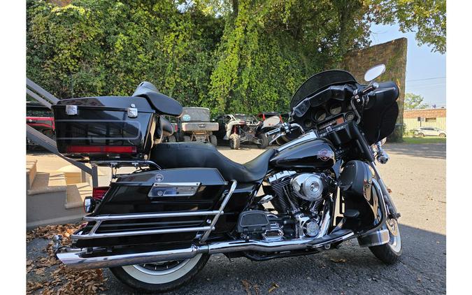 2004 Electra Glide Classic - Police Edition - Harley-Davidson®