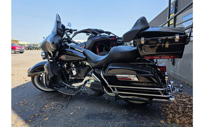 2004 Electra Glide Classic - Police Edition - Harley-Davidson®