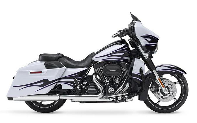 2016 Harley-Davidson® FLHXSE - CVO™ Street Glide®
