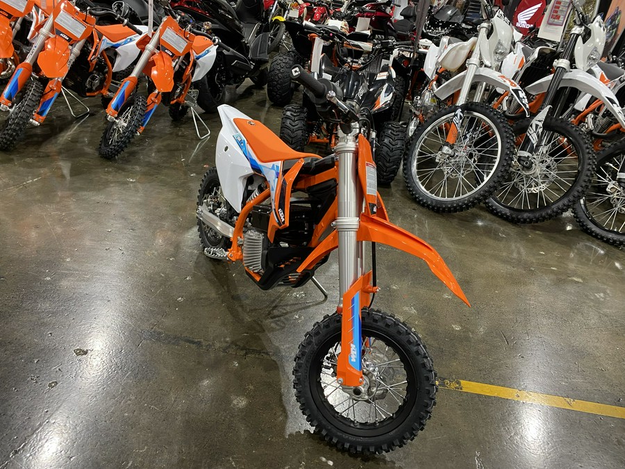 2024 KTM SX-E 3